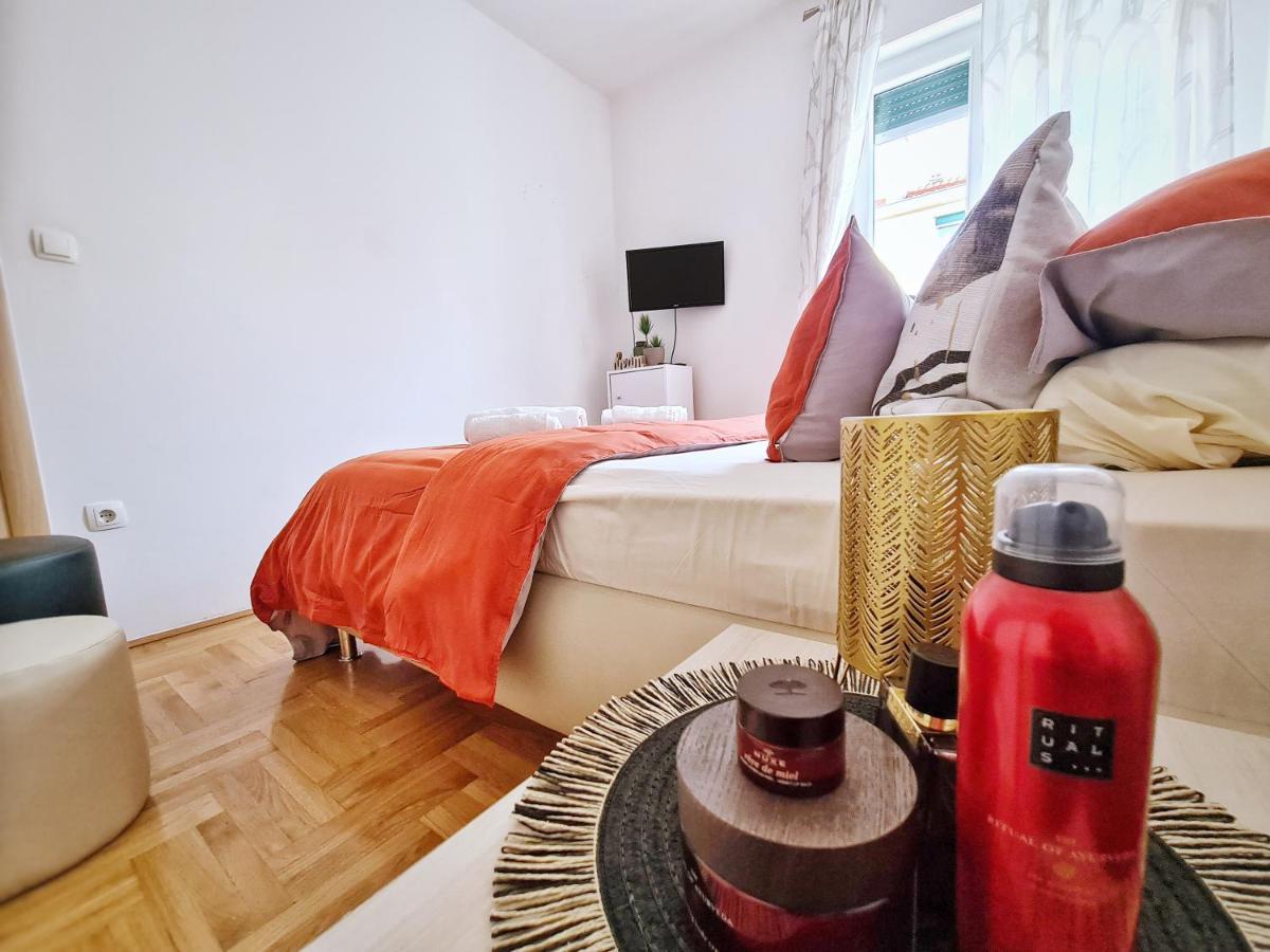 Luxury Apartment Salona Luaran gambar
