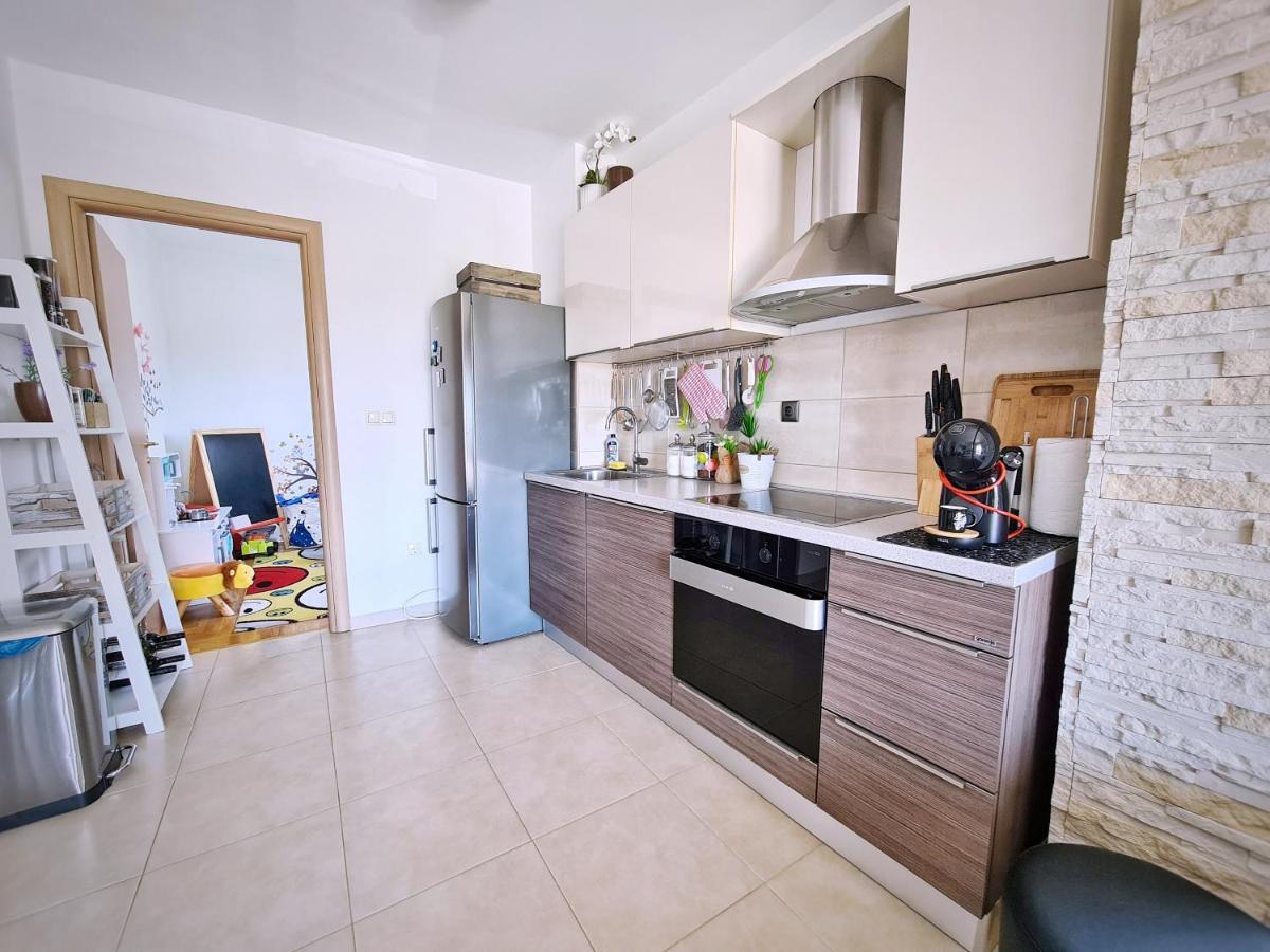 Luxury Apartment Salona Luaran gambar