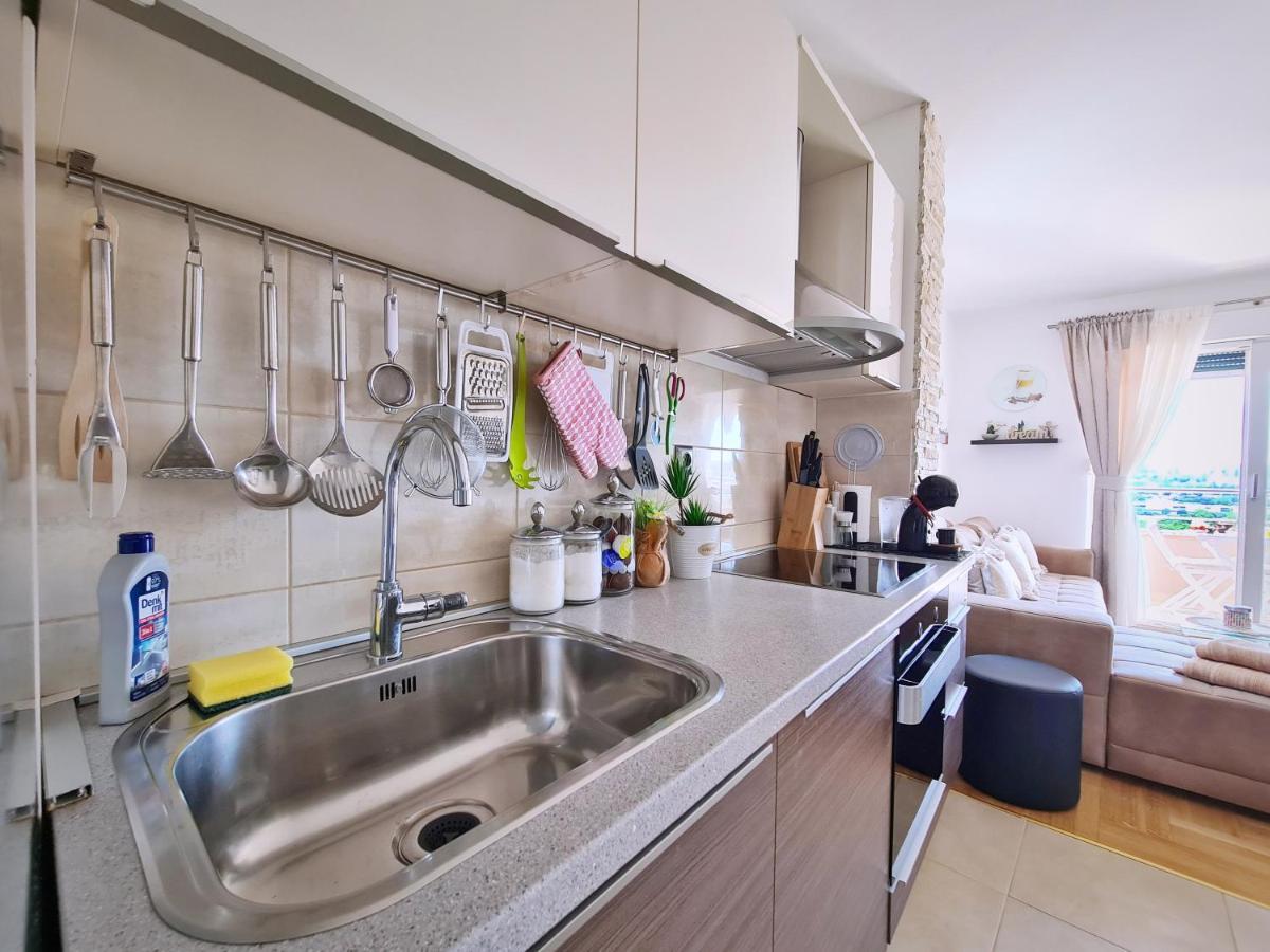 Luxury Apartment Salona Luaran gambar
